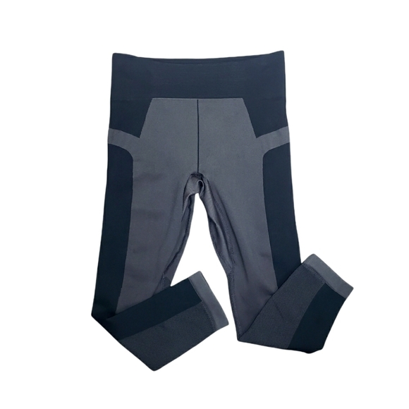 UNDER ARMOUR Compression Seamless Vanish Workout Crop Leggings Size XS - Picture 1 of 8